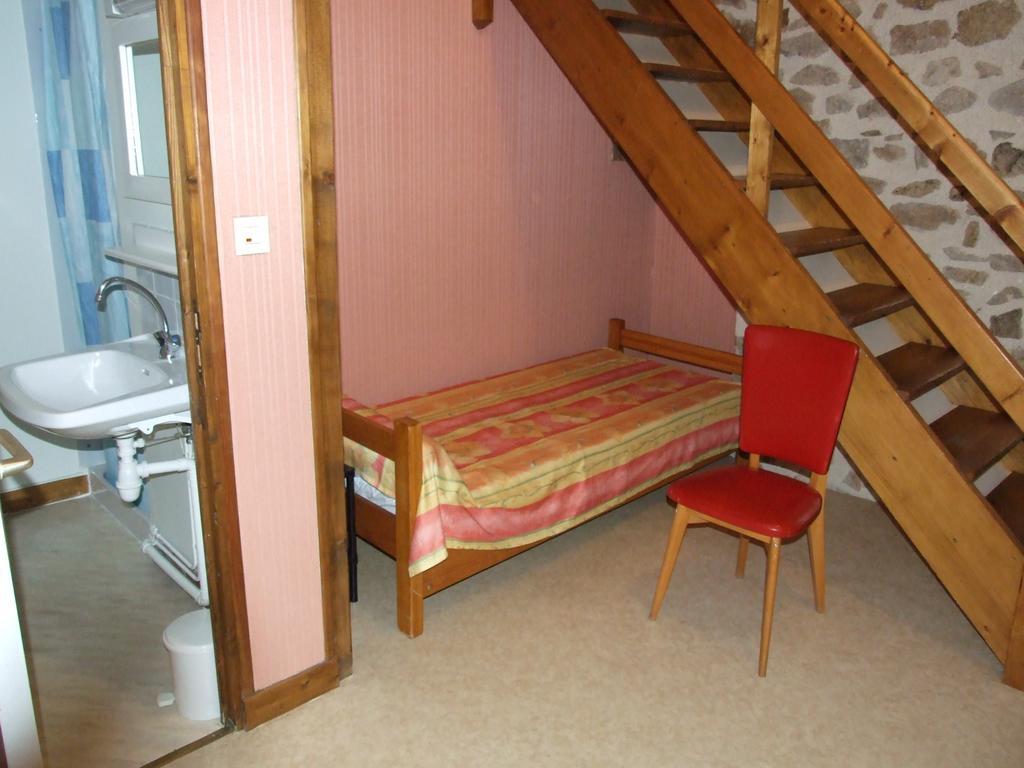Hotel Les Deux Freres Échandelys Exteriér fotografie